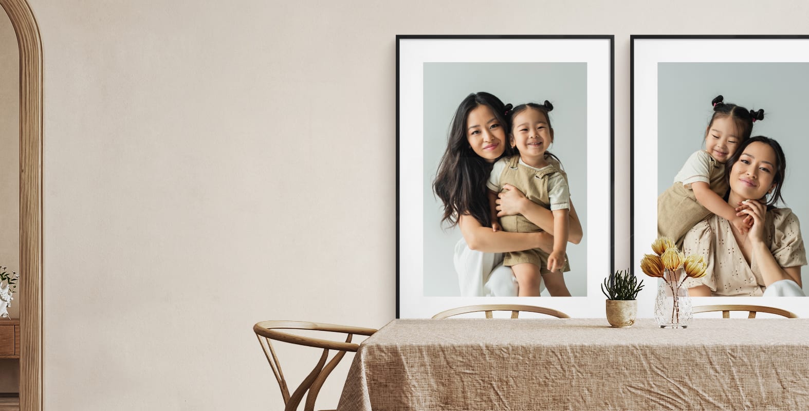Frames<sup>&reg;</sup> Big photo frames, ultralight, super stylish and very low price!
